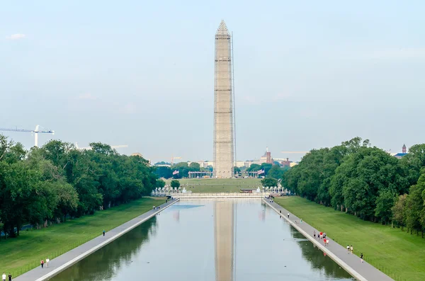 Washingtonův monument a odrážející bazénu, washington dc — Stock fotografie