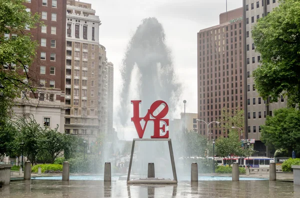 Estátua do amor em Filadélfia Fotos De Bancos De Imagens