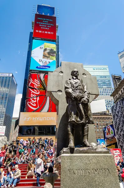 Father Duffy Monument, Times Square, New York — Stock Photo, Image