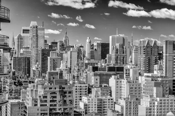 纽约城上, 东区的鸟瞰图 — 图库照片