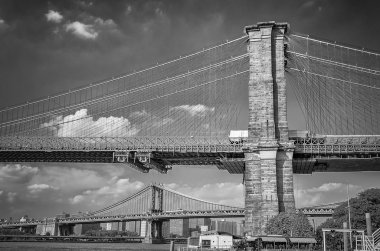 Brooklyn Köprüsü