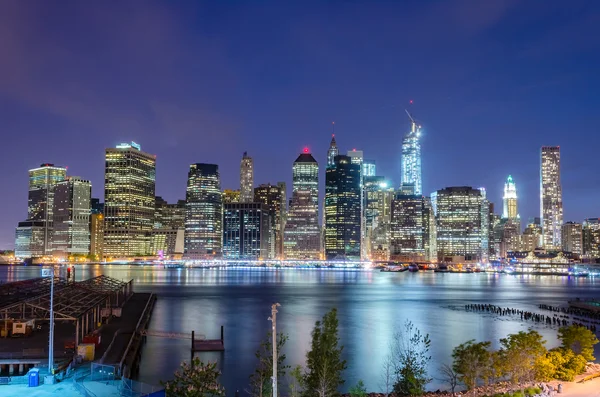 Manhattan Geceleri gökyüzü — Stok fotoğraf