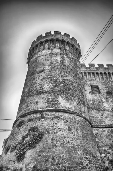 Bastione del Castello Odescalchi a Bracciano — Foto Stock