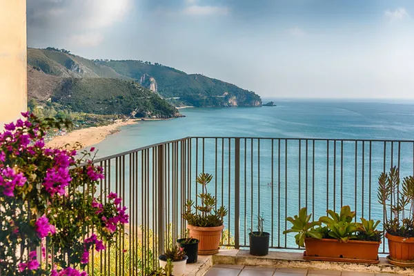 Scenic View Beach Sperlonga Coastal Town Province Latina Italy Halfway — Stock Photo, Image