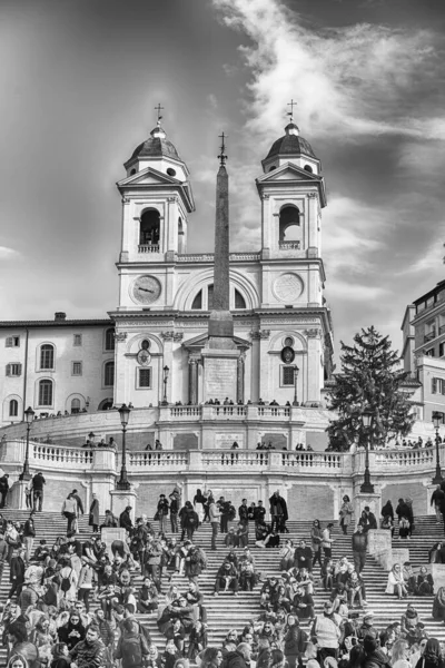 Roma Novembro Igreja Trinita Dei Monti Marco Icônico Topo Escadaria — Fotografia de Stock