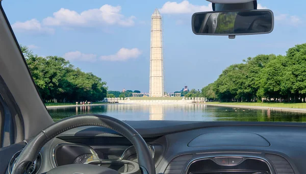 Mirando Través Parabrisas Con Vista Monumento Washington Piscina Reflectante Washington — Foto de Stock