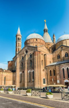 Kubbeleri Saint Anthony Bazilikası, ikonik simgesel yapı ve gezi Padua, İtalya