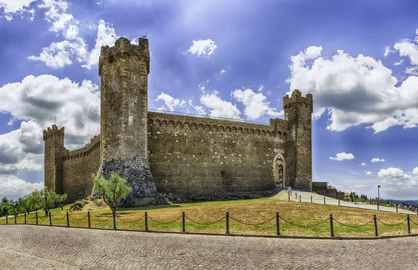 Medeltida Italiensk Fästning Ikoniska Landmärke Och Mest Besökta Sightseeing Montalcino — Stockfoto