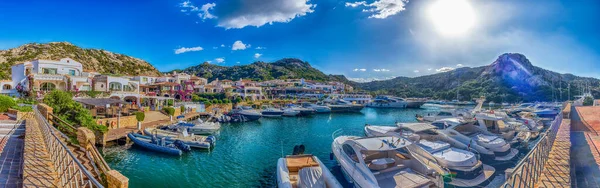 Vista Del Puerto Con Yates Lujo Poltu Quatu Cerdeña Italia —  Fotos de Stock