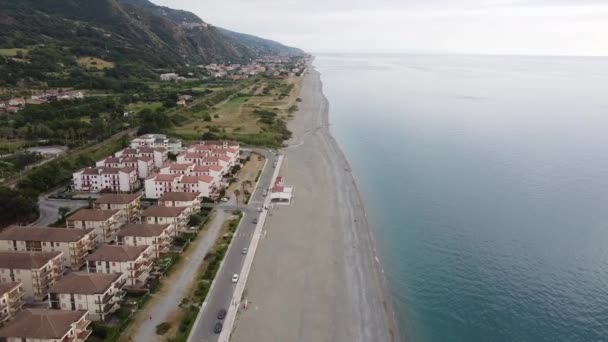 意大利哥森扎省卡拉布里亚海岸线上的风景空中景观 意大利锡兰海 — 图库视频影像