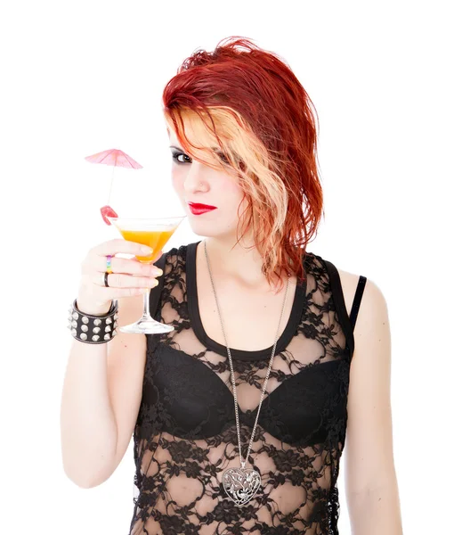 Mulher bebe cocktail — Fotografia de Stock