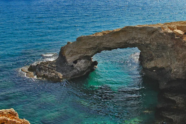 Arco sobre o mar — Fotografia de Stock