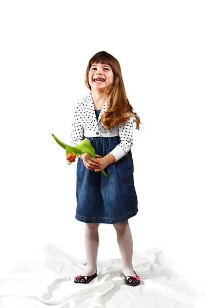 Meisje met tulp — Stockfoto