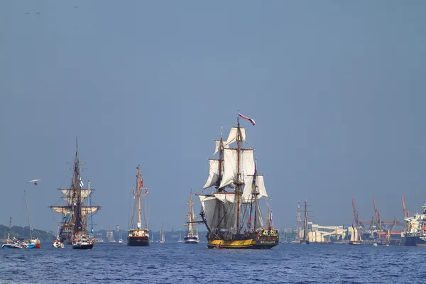 Sailing ships — Stock Photo, Image