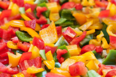 çok renkli kesme biber