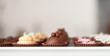 çikolatalar kapatmak