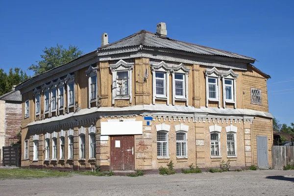 Oud huis in tambov — Stockfoto