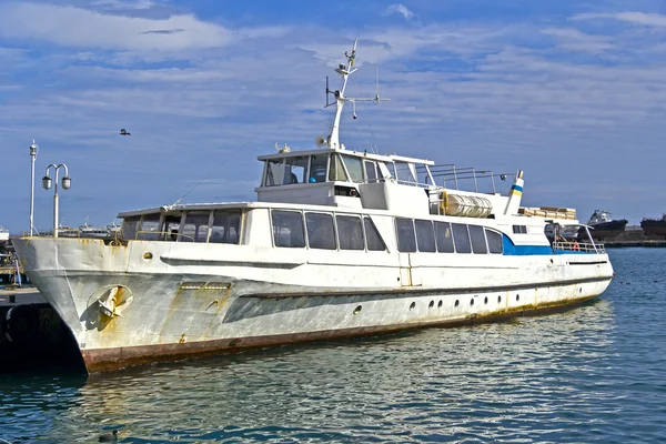 Barco de cruzeiro — Fotografia de Stock