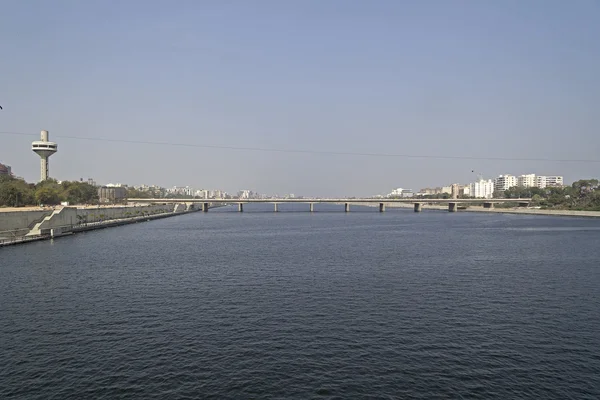 Řeka sabarmati v ahmedabad — Stock fotografie