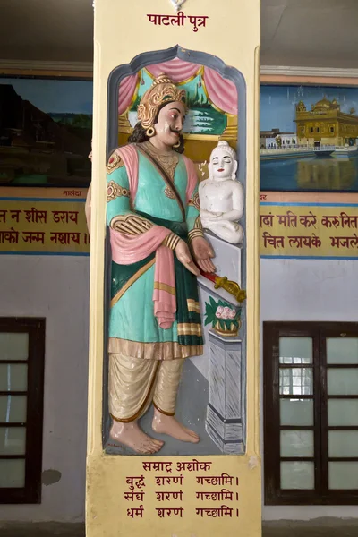 King Ashoka in Bharat Mandir — Stock Photo, Image