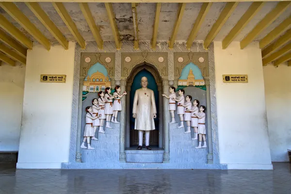 Children and Jawaharlal Nehru — Stock Photo, Image