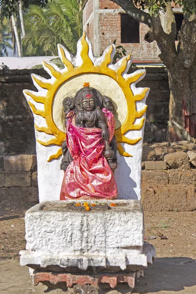 Божество Шри Вишну — стоковое фото
