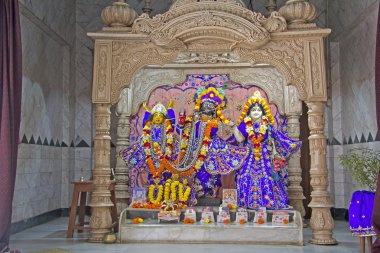 ISKCON'a tapınak türbe