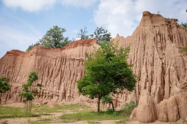 Kadim taş bilezikler ve baltalar Sao Din Na noy ya da kok sua 'nın yeri, Tayland' ın Nan eyaletinin turistik merkezi.