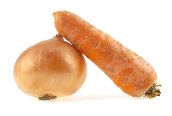 Cebollas Zanahorias Aisladas Sobre Fondo Blanco — Foto de Stock