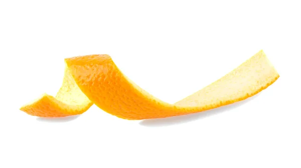 白い背景に孤立した新鮮なオレンジの果実の皮 オレンジの皮一枚 オレンジのねじれ — ストック写真