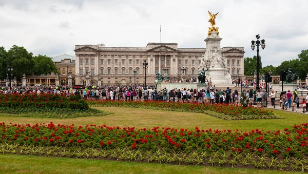 London United Kingdom June 2010 Buckingham Palace Memorial Gardens Victoria — Foto de Stock