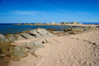 Punta Li Francesi plajı manzarası