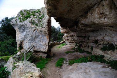 Kraliçe Via Ferrata 'ya giden yol.