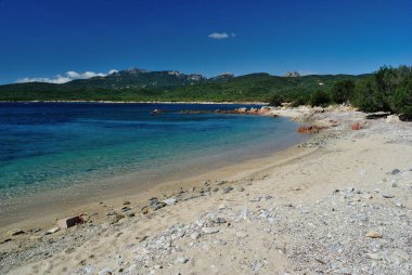 Razza di Junco plajı manzarası