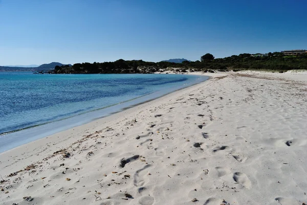 Rena Bianca plajı manzarası