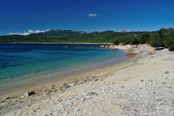 Razza di Junco plajı manzarası