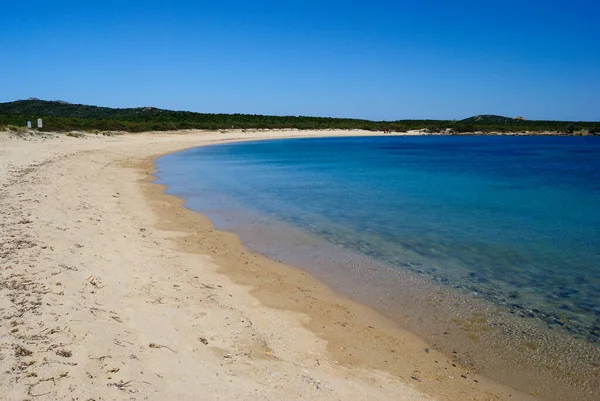 Razza di Junco plajı manzarası