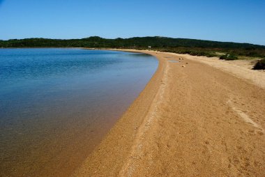 Porto Pozzo laguna Manzarası