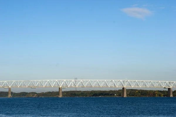 Velha ponte cinto pouco — Fotografia de Stock