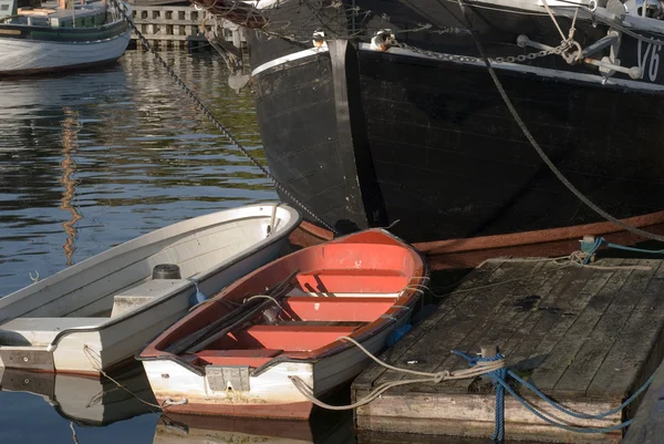 Boats in harbor — Stock Photo, Image