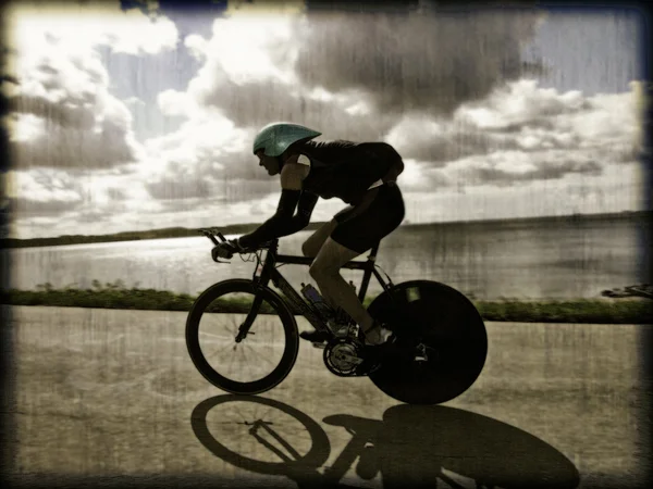 Vintage triatlon hız