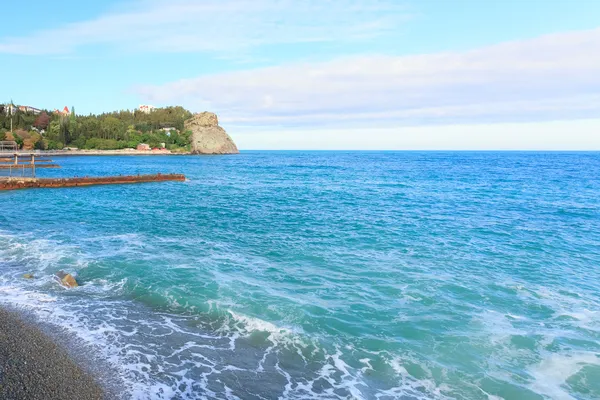 Views of the cape Plaka. sunny day. coastline — стокове фото