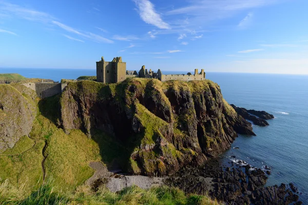 Hrad Dunnottar v aberdeen, Skotsko. — Stock fotografie