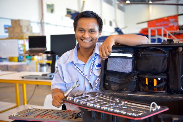 Helicopter engineer is smiling — Stock Photo, Image