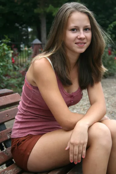 Güzel Kız