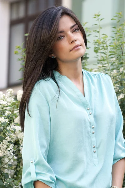 Gülümseyen Kadın
