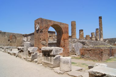 Antik Pompei sarayda kalıntıları