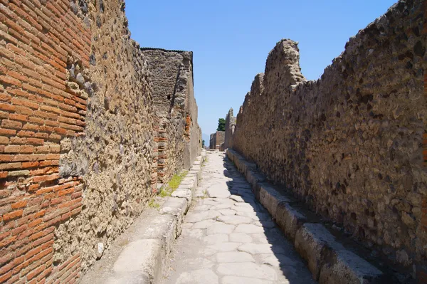 A rua na antiga Pompeia — Fotografia de Stock