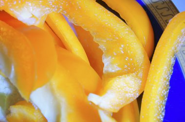 sarı kırmızı biber