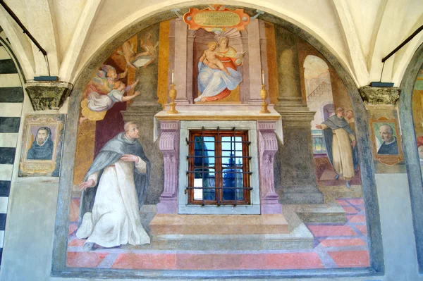 Freski w kościele santa maria Novella — Zdjęcie stockowe